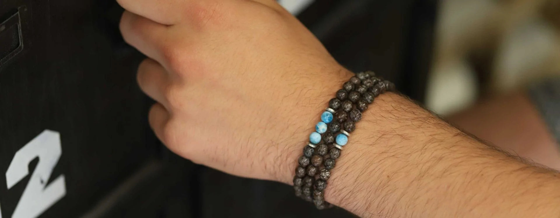 Quelles sont les tendances bracelets homme pour 2025 ?