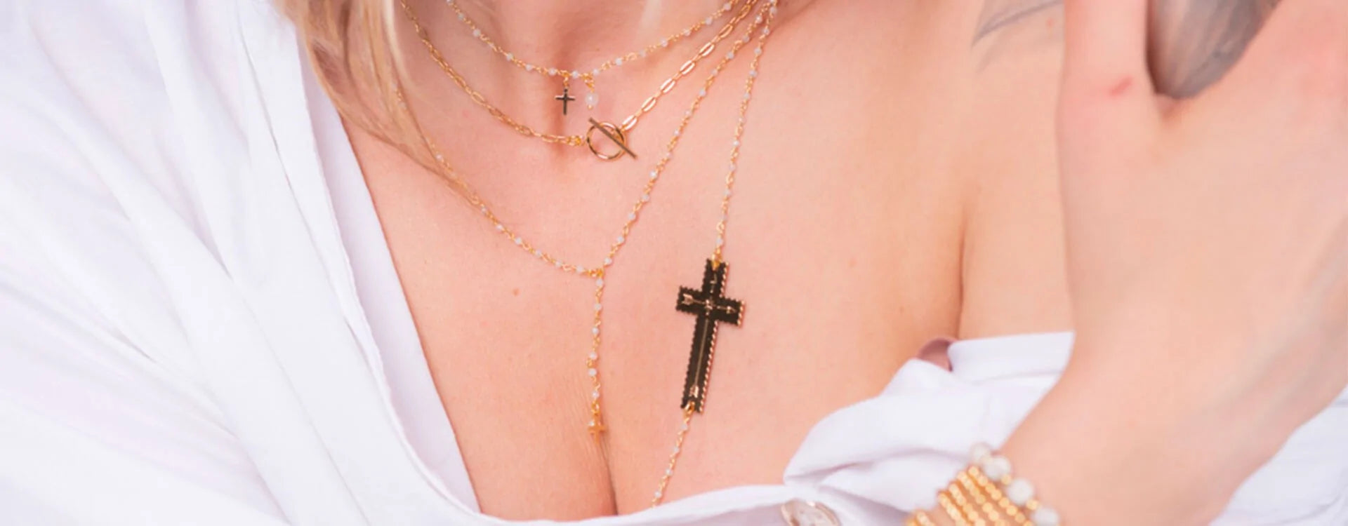 L'élégance intemporelle : Le collier en plaqué or pour toutes les occasions