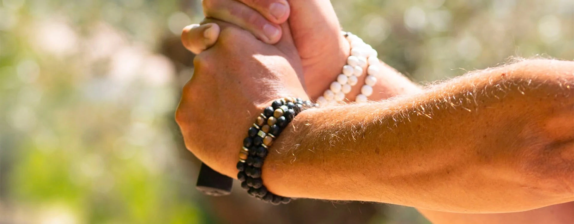 Les matériaux de votre bracelet homme perles: Quelle différence cela fait-il ?
