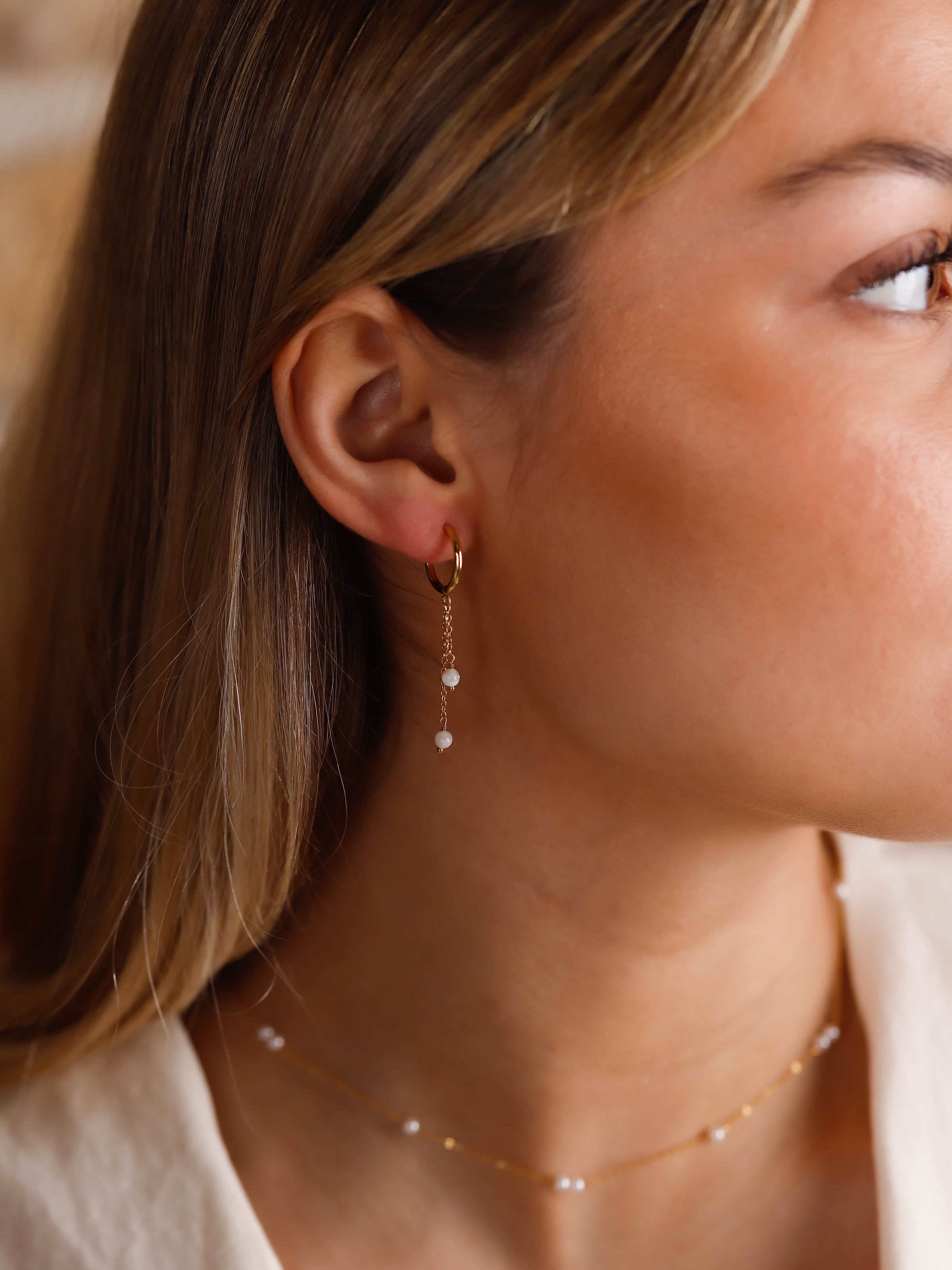 boucles d'oreille créoles en acier inoxydable et nacre pour femme 