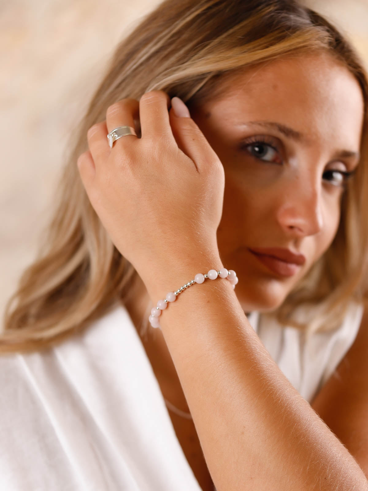 bracelet en perle d'argent et de quartz rose pour femme 