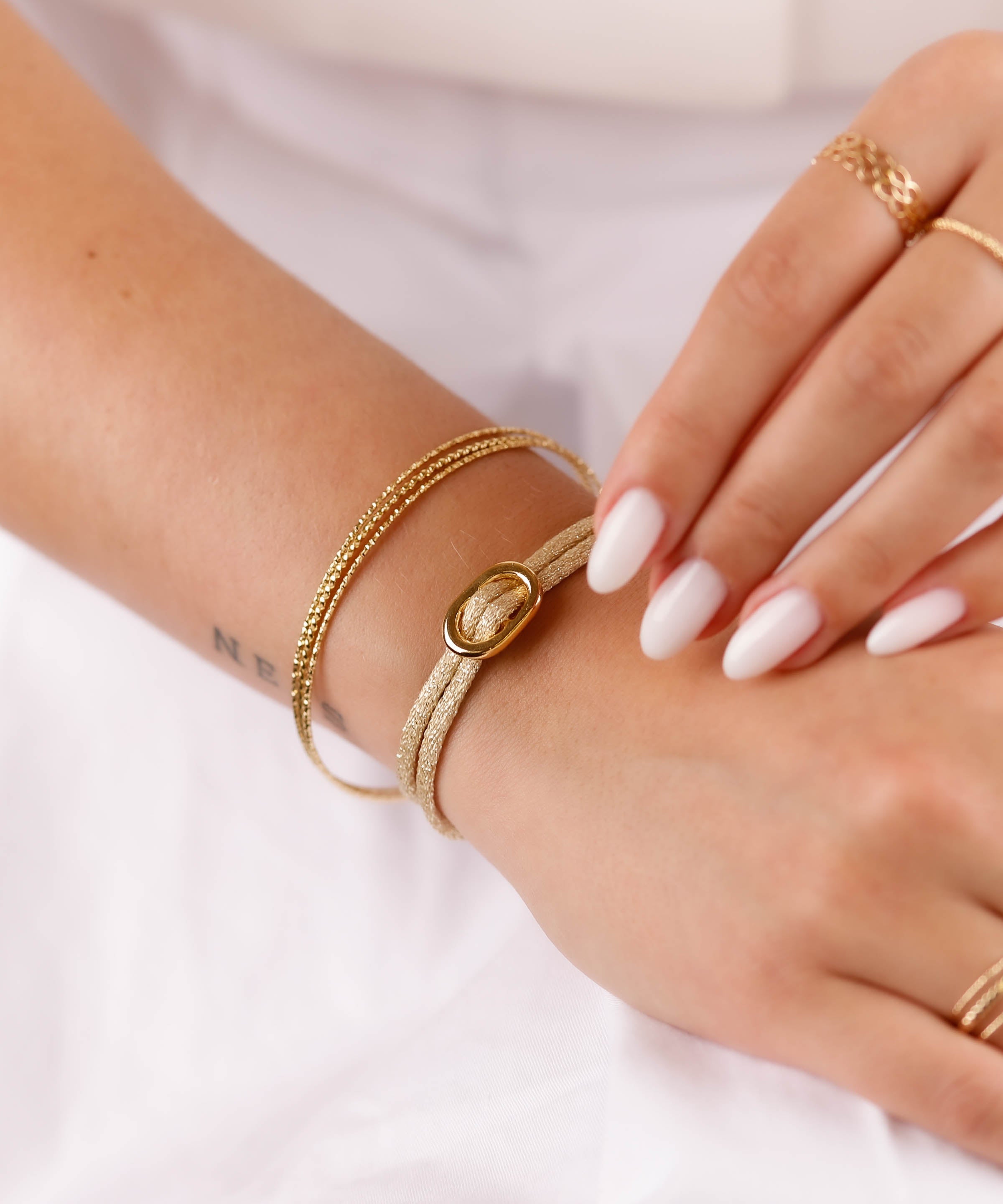 bracelet cordon et maille en plaqué or pour femme