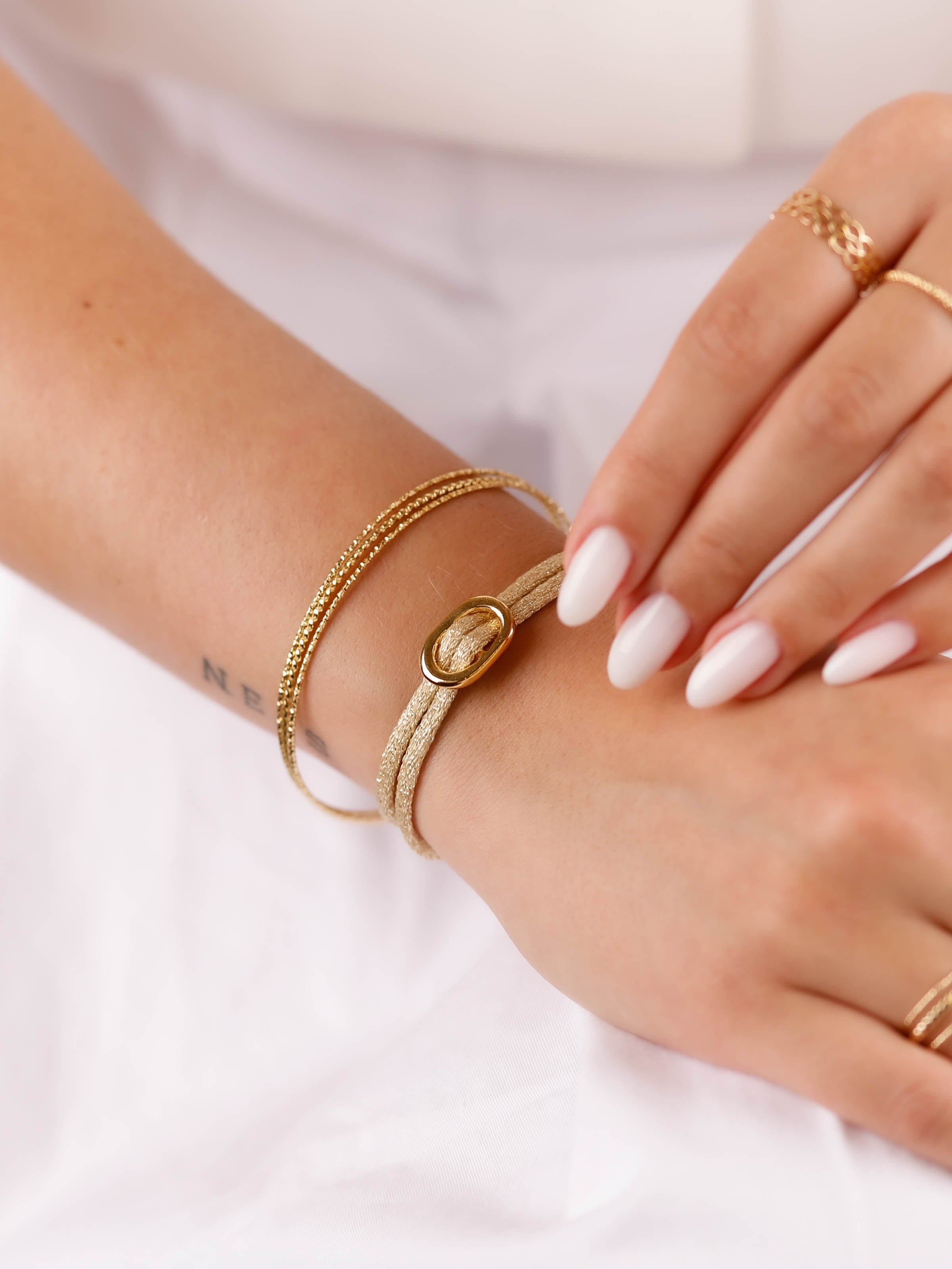 bracelet cordon et maille en plaqué or pour femme
