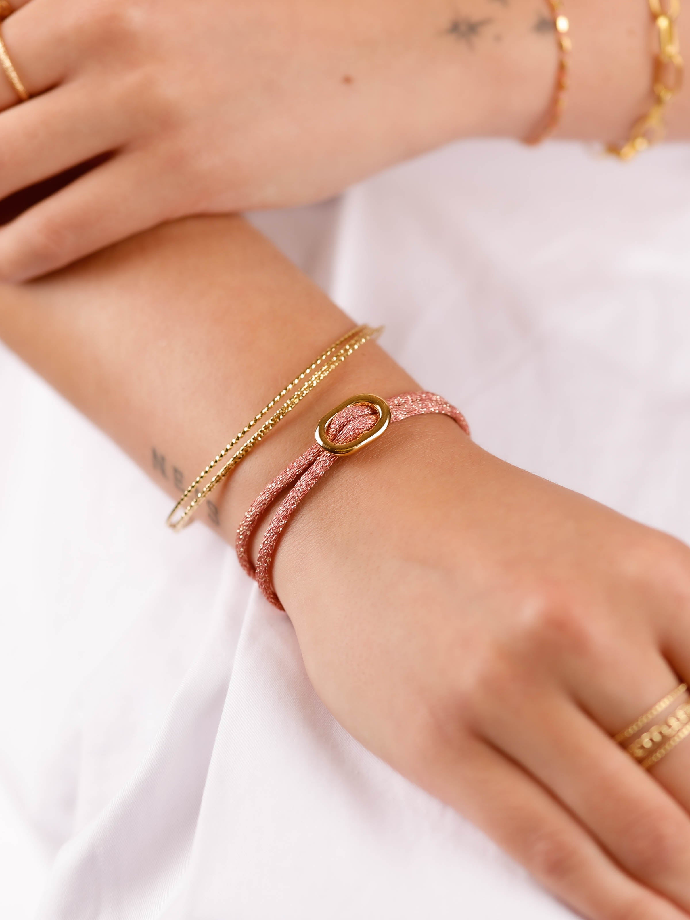 bracelet cordon et maille en plaqué or pour femme