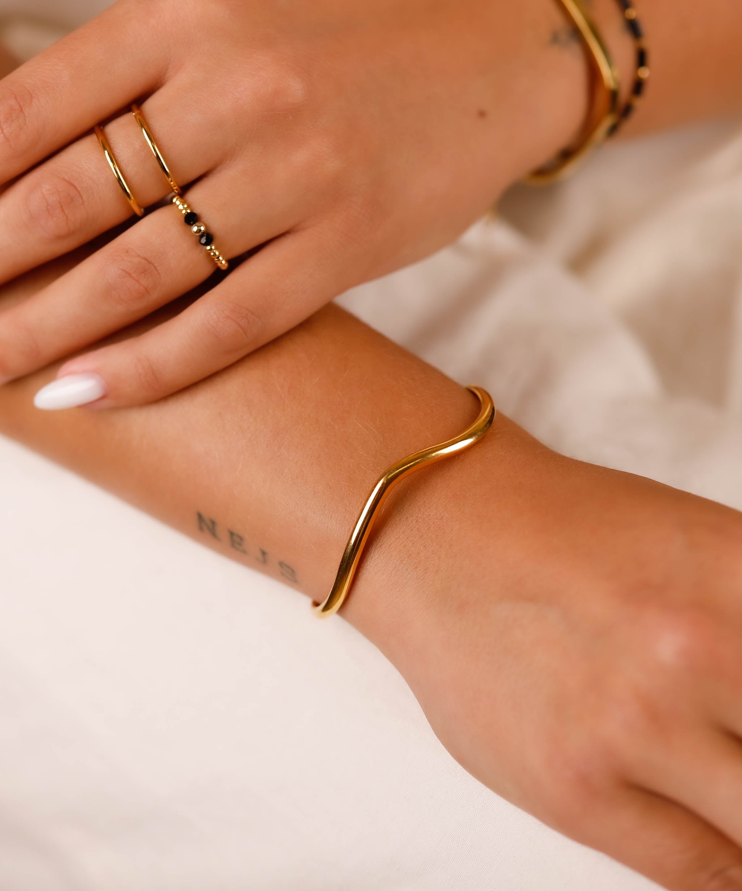 bracelet jonc en acier inoxydable pour femme 