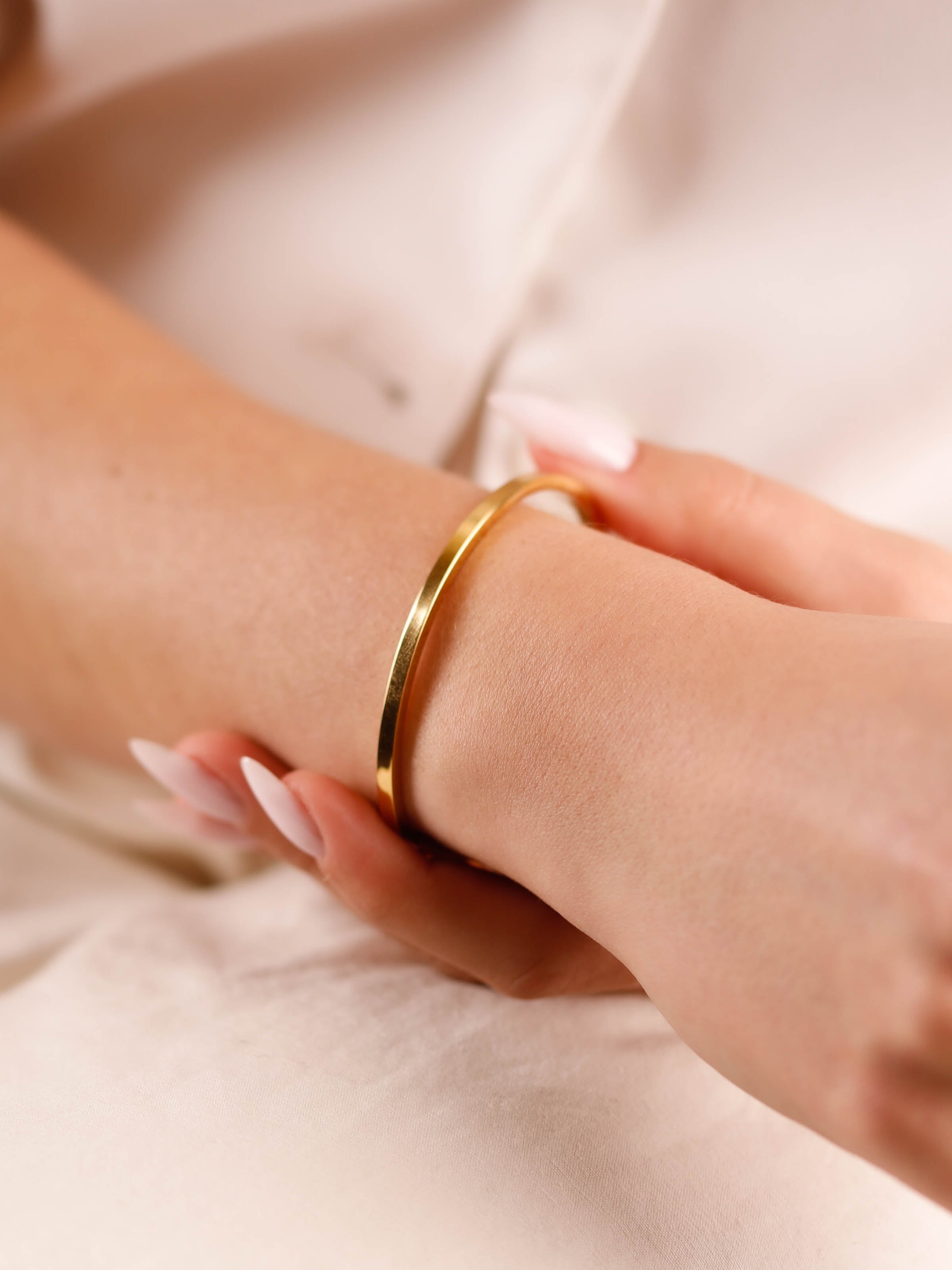 bracelet jonc en acier inoxydable pour femme 
