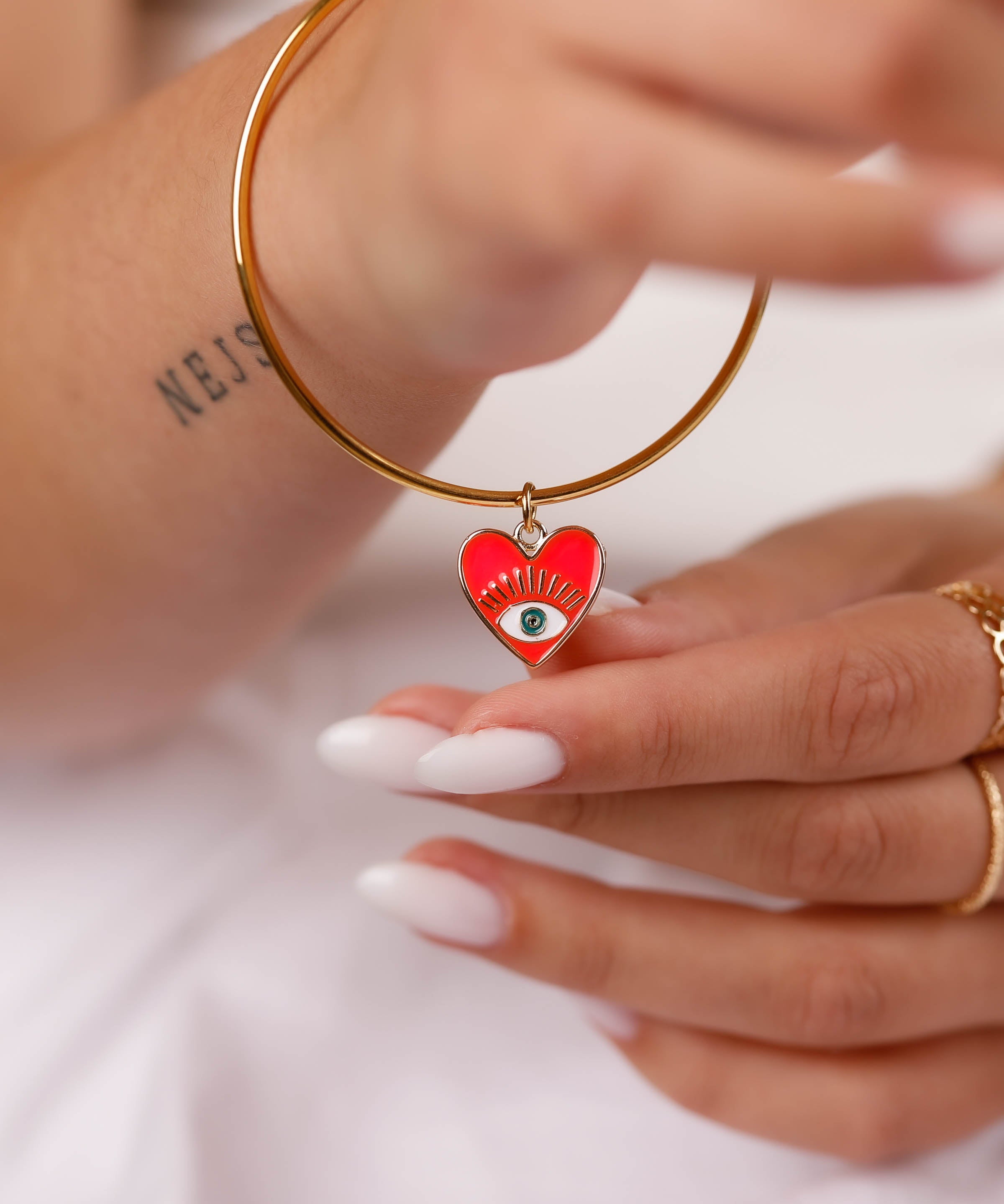 bracelet jonc coeur en acier inoxydable pour femme