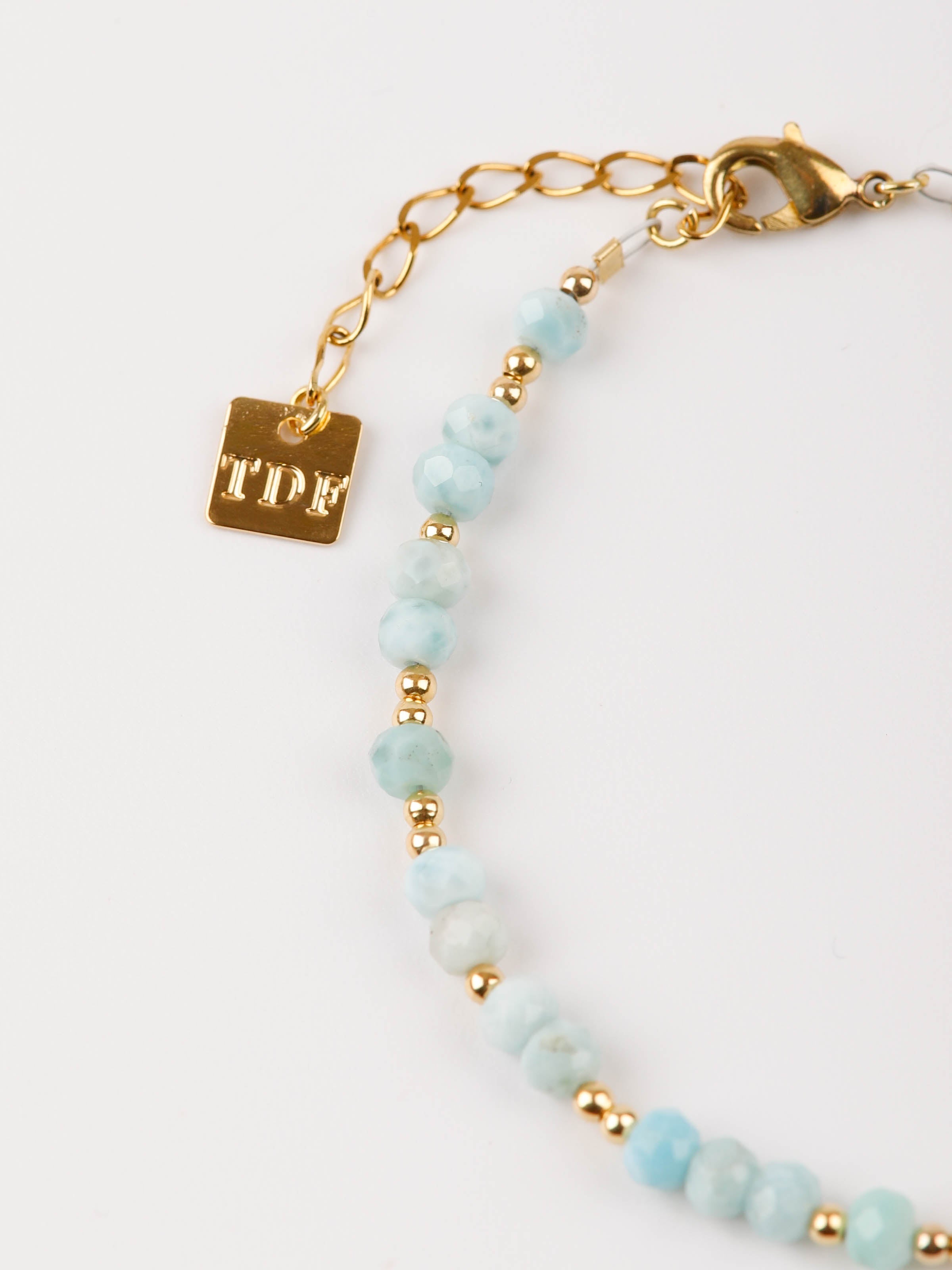bracelet perle en plaqué or et larimar pour femme 