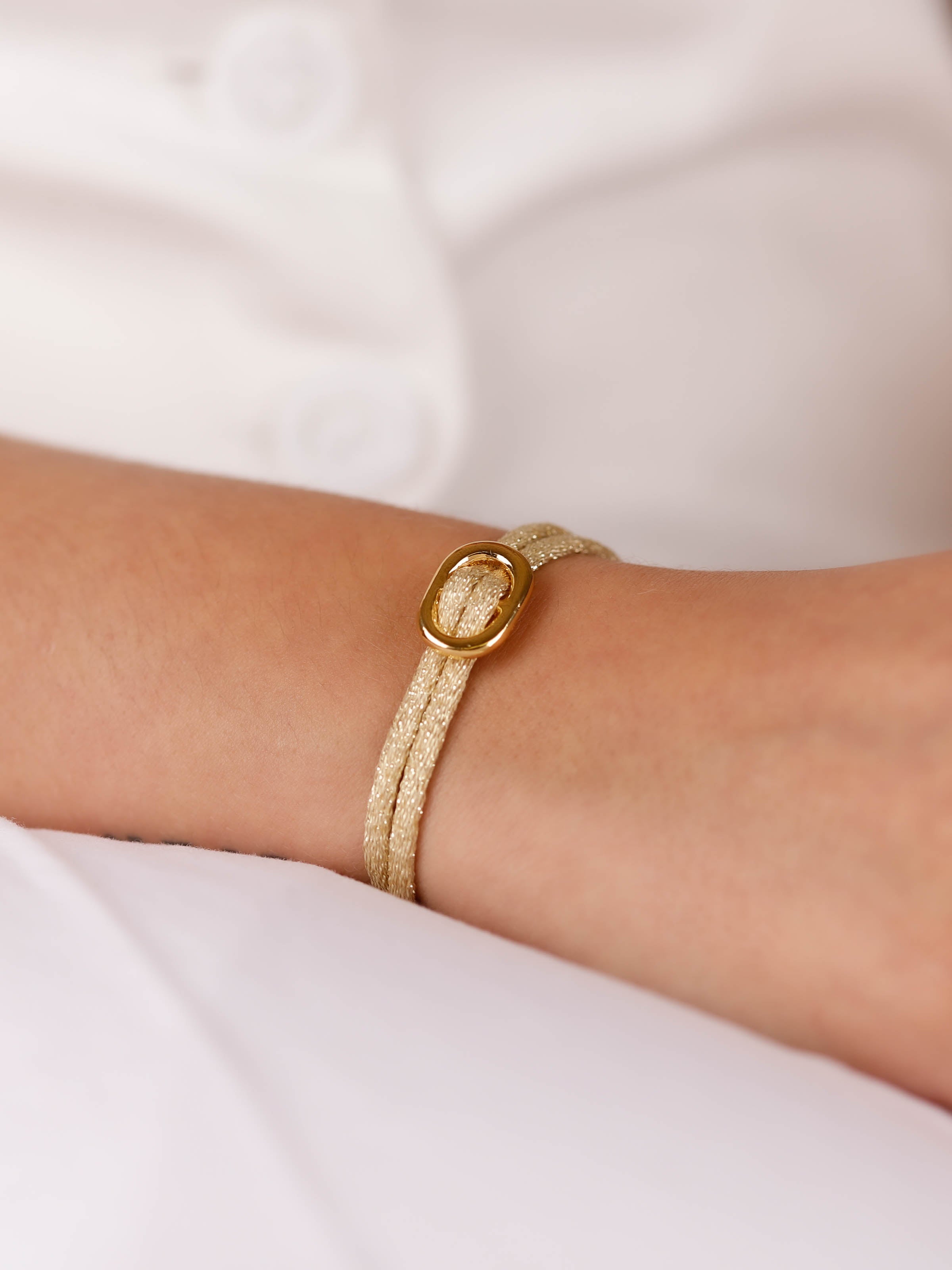 bracelet cordon et maille en plaqué or pour femme 