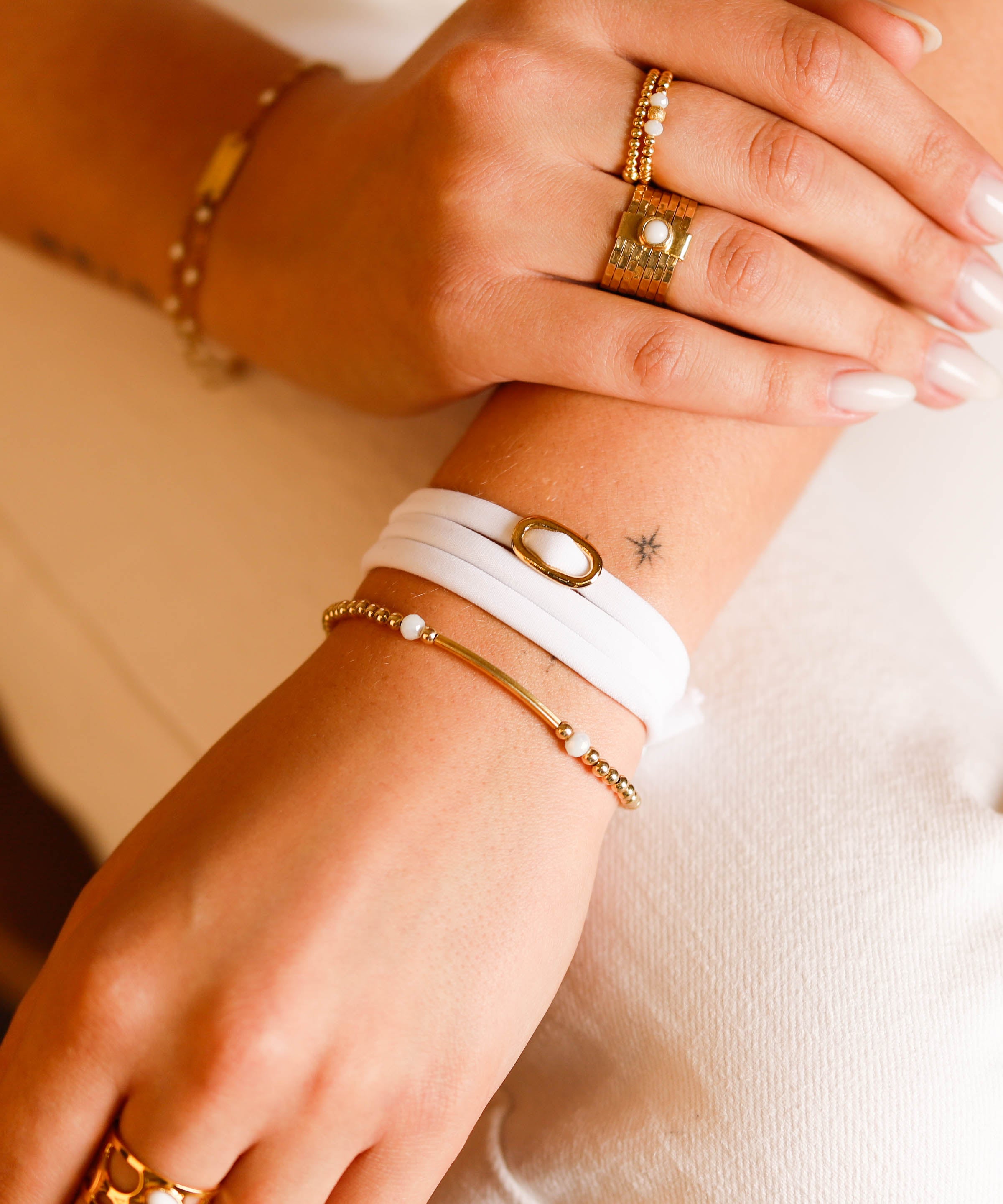 bracelet cordon et maille en plaqué or pour femme 