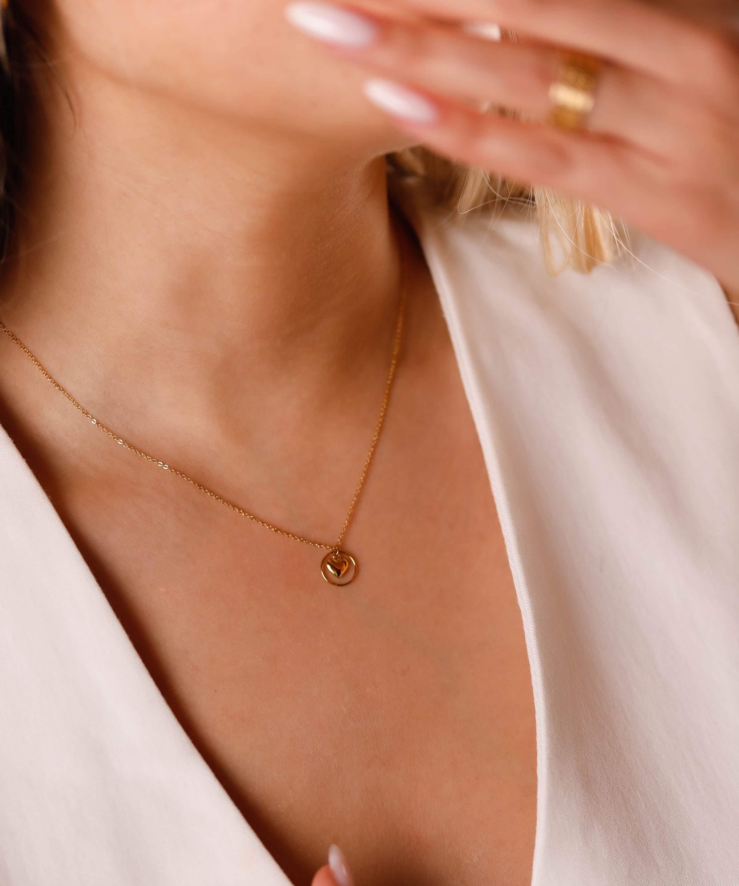 collier en acier inoxydable pour femme 