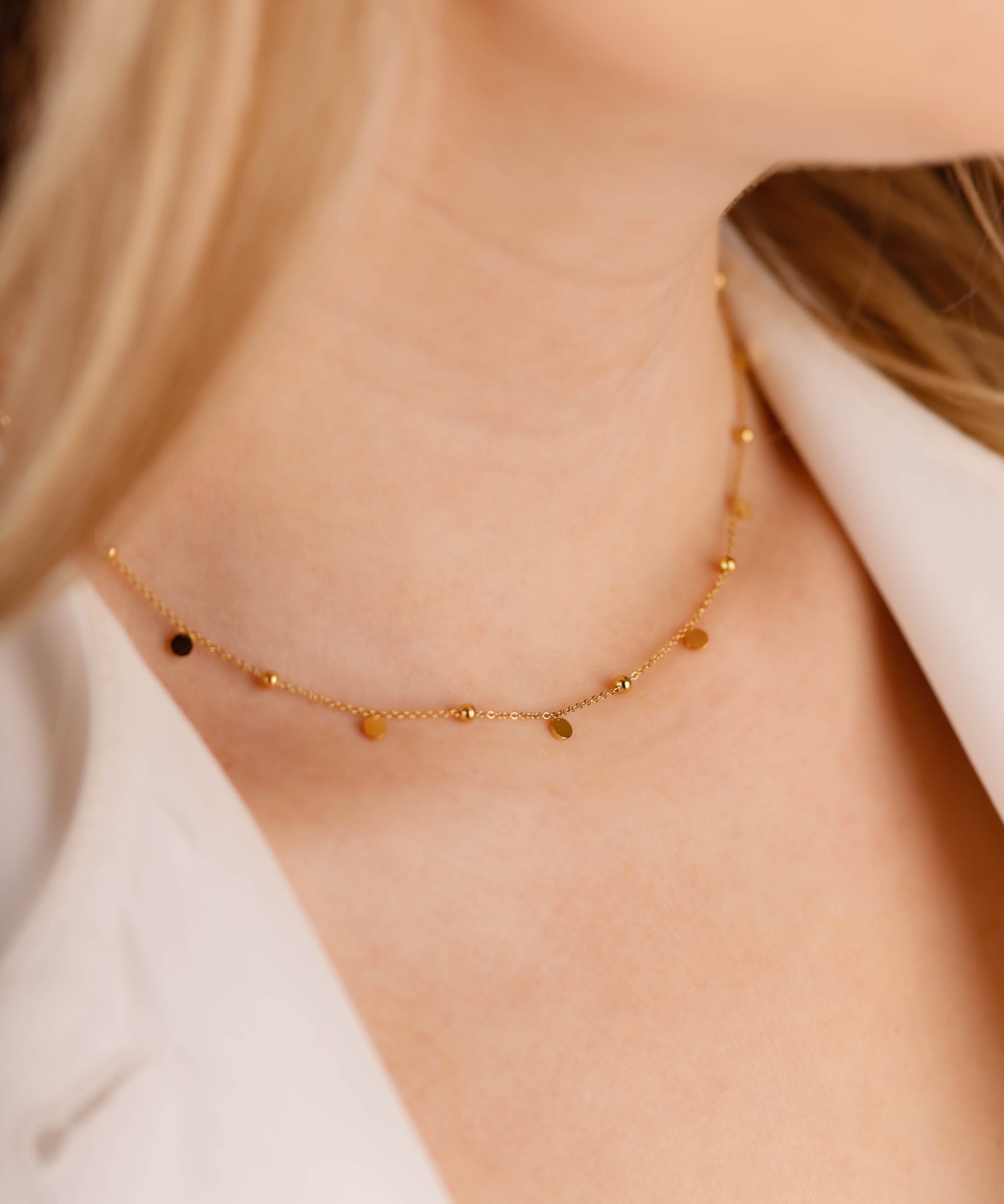 collier en acier inoxydable avec palet pour femme 