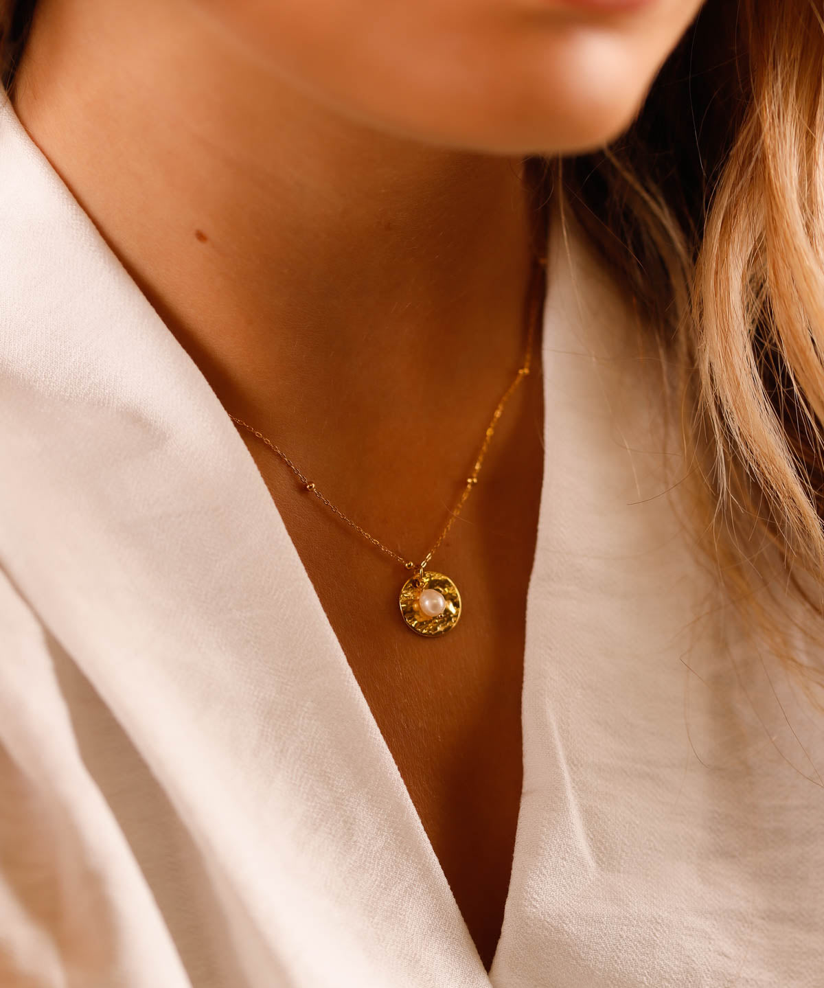 collier en acier inoxydable et pendentif en perle d'eau douce pour femme 