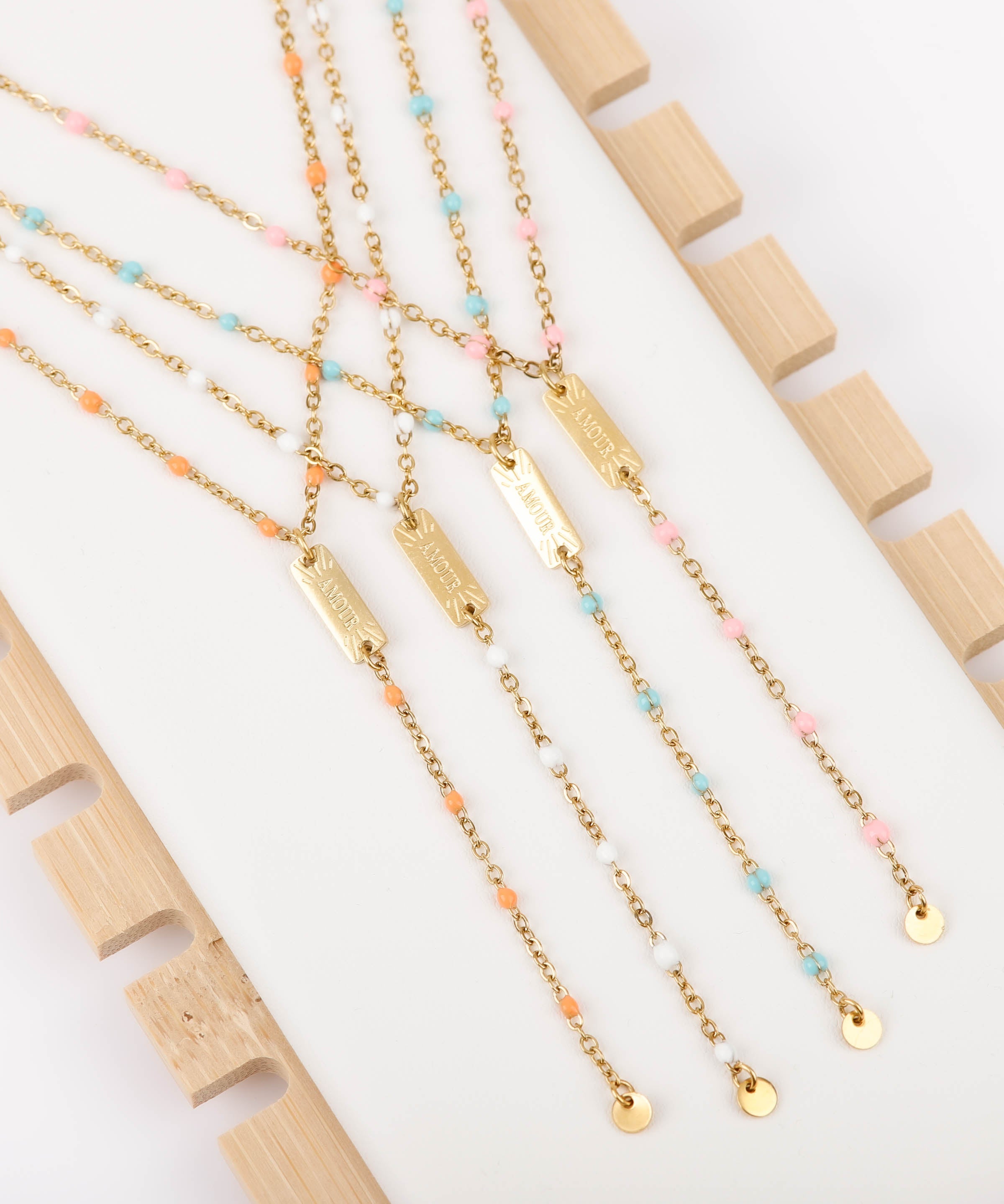 collier sautoir en acier inoxydable et résine pour femme 