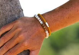 Bracelet homme perle: Comment les porter avec élégance et assurance au quotidien